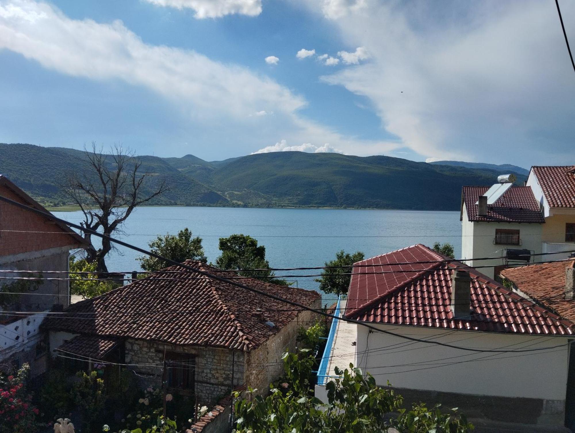 Erteo Guest House Pogradec Buitenkant foto